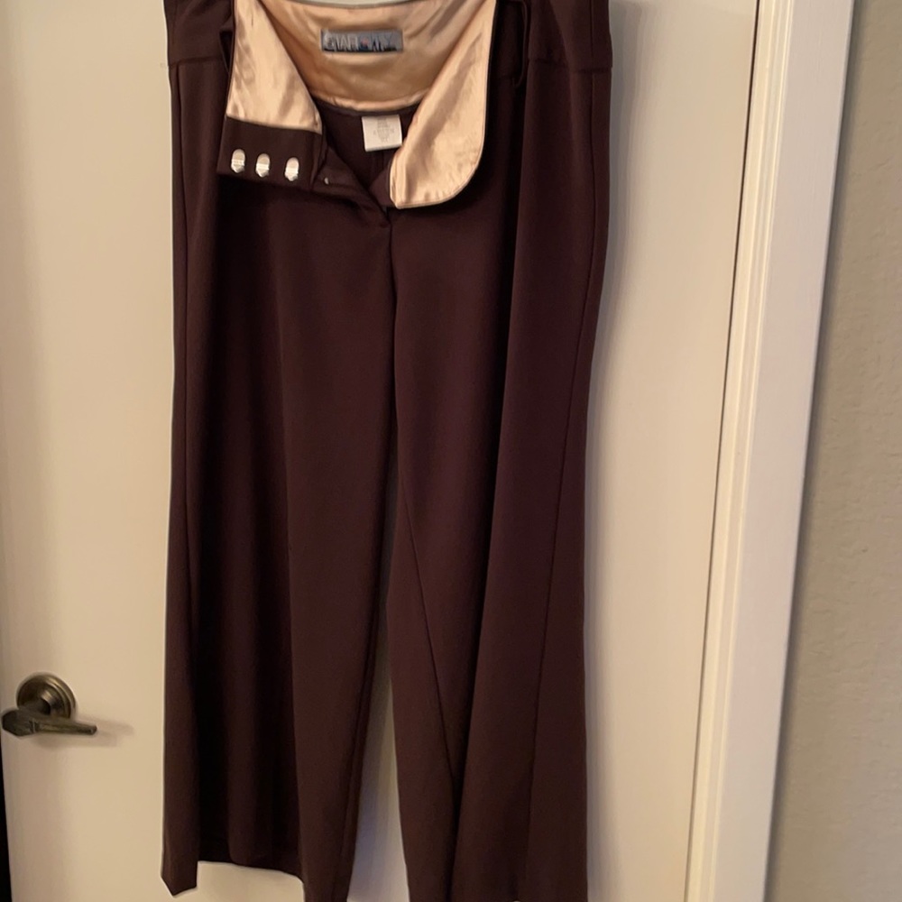 Price your price please Size 9 wide leg capris like new